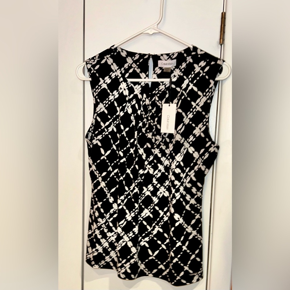 NWT Calvin Klein Black and White Women's Blouse. Size L